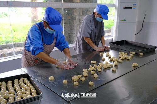 中秋前夕，這家景區古法食品廠加班制作祥月餅，育苗盤的新用途引關注